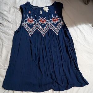 🔥B2G1! St. John's Bay Navy Sleeveless Embroidered Top EUC